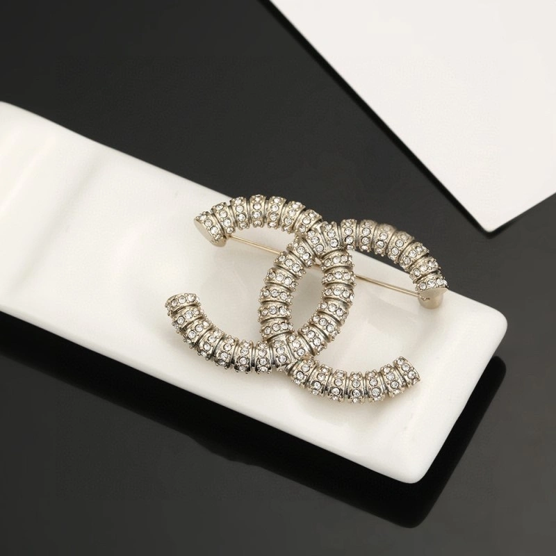 SunProtective Chanel Brooches 221746