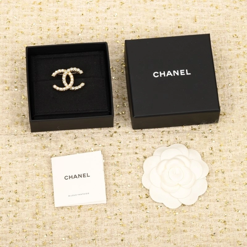 Chanel Brooches Flexible 221756