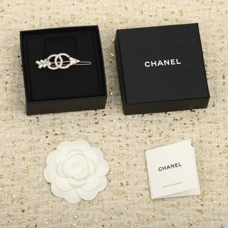 Casual Chanel Brooches 221754
