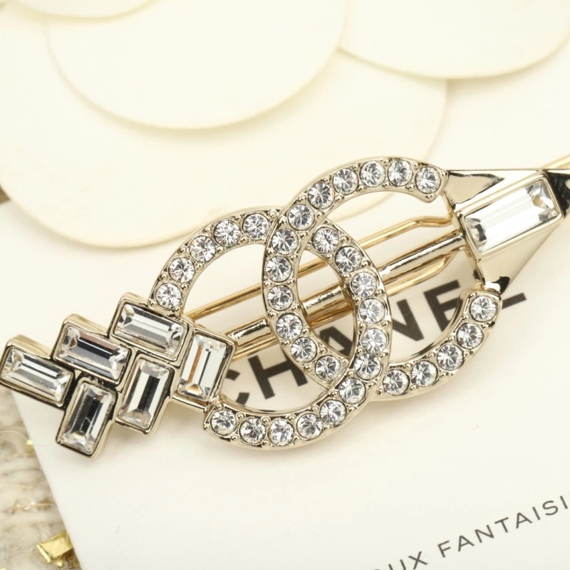 Casual Chanel Brooches 221754