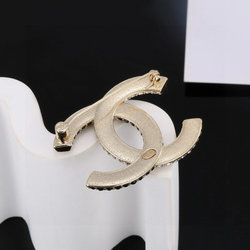 ModernLook Chanel Brooches 221751