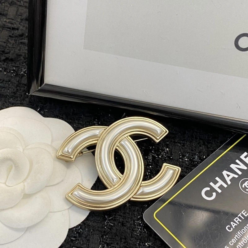 Chanel Brooches Contemporary 221748