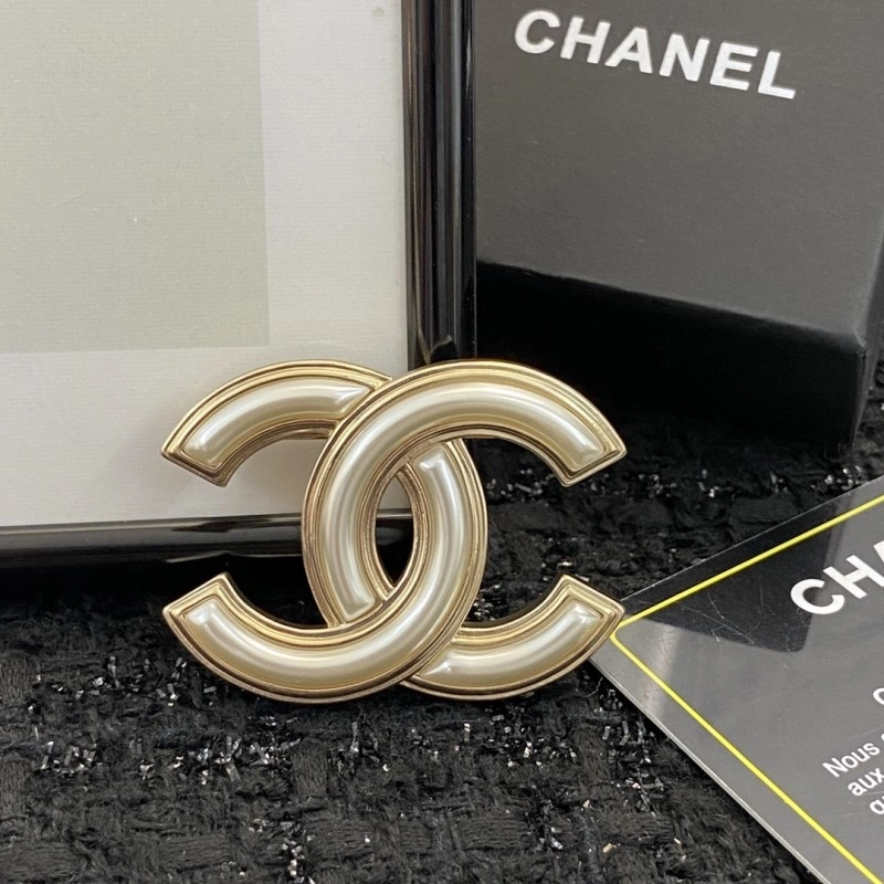 Chanel Brooches Contemporary 221748
