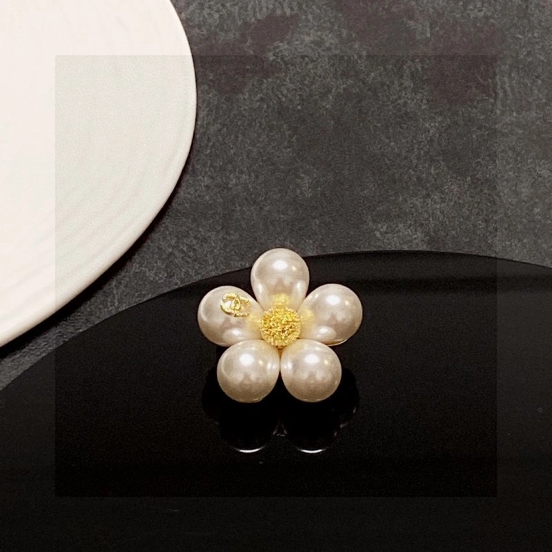 Practical Chanel Brooches 220406