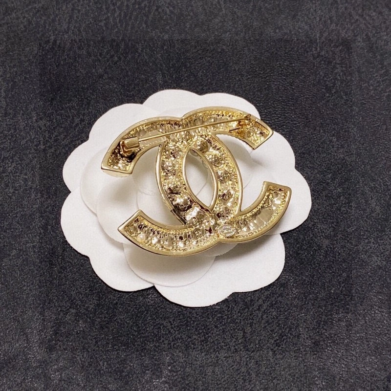 Breathable Chanel Brooches 220385