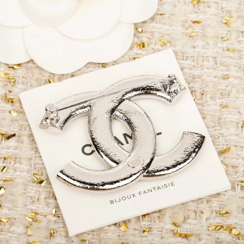 Chanel Brooches TravelReady 220387