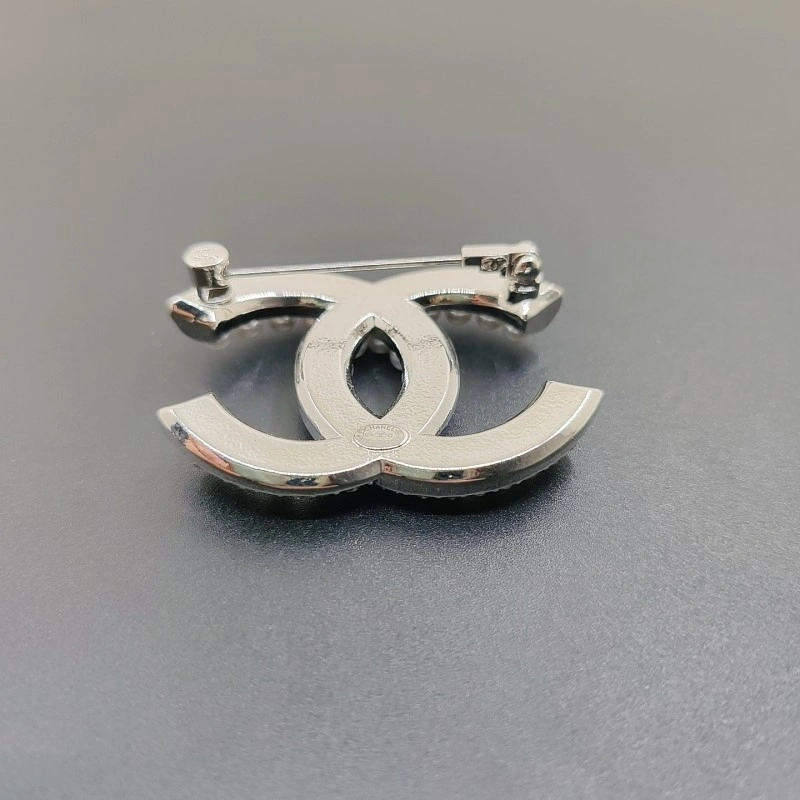 Functional Chanel Brooches 220375