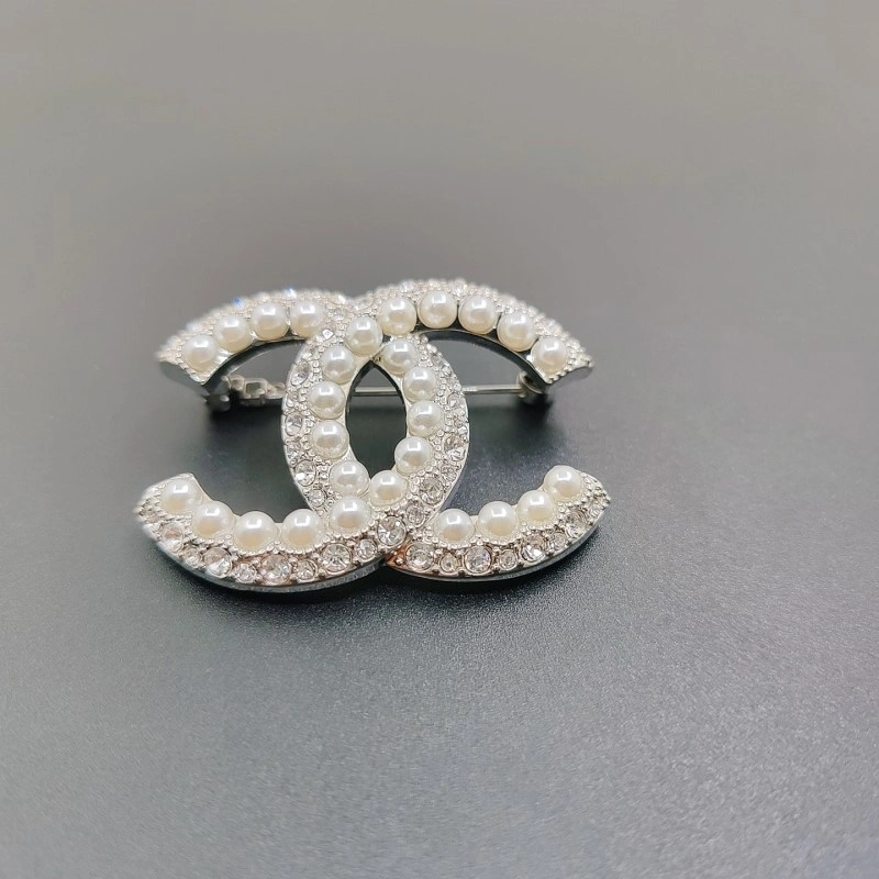 Functional Chanel Brooches 220375
