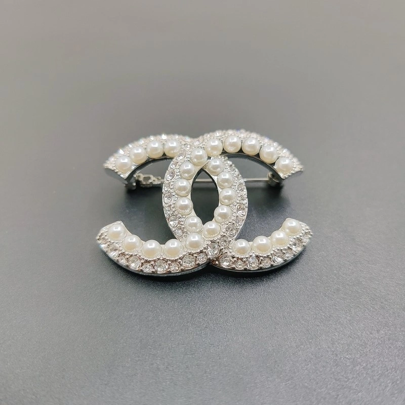 Functional Chanel Brooches 220375