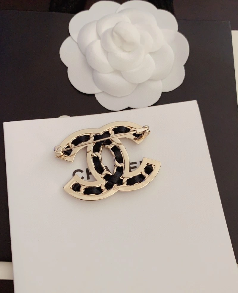Chanel Brooches Efficient 220369