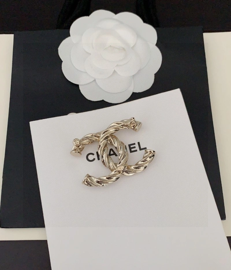 Chanel Brooches WaterResistant 220383
