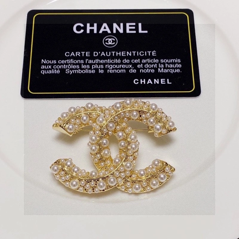 Chanel Brooches Trendy 220360