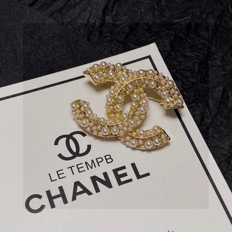 Chanel Brooches Trendy 220360