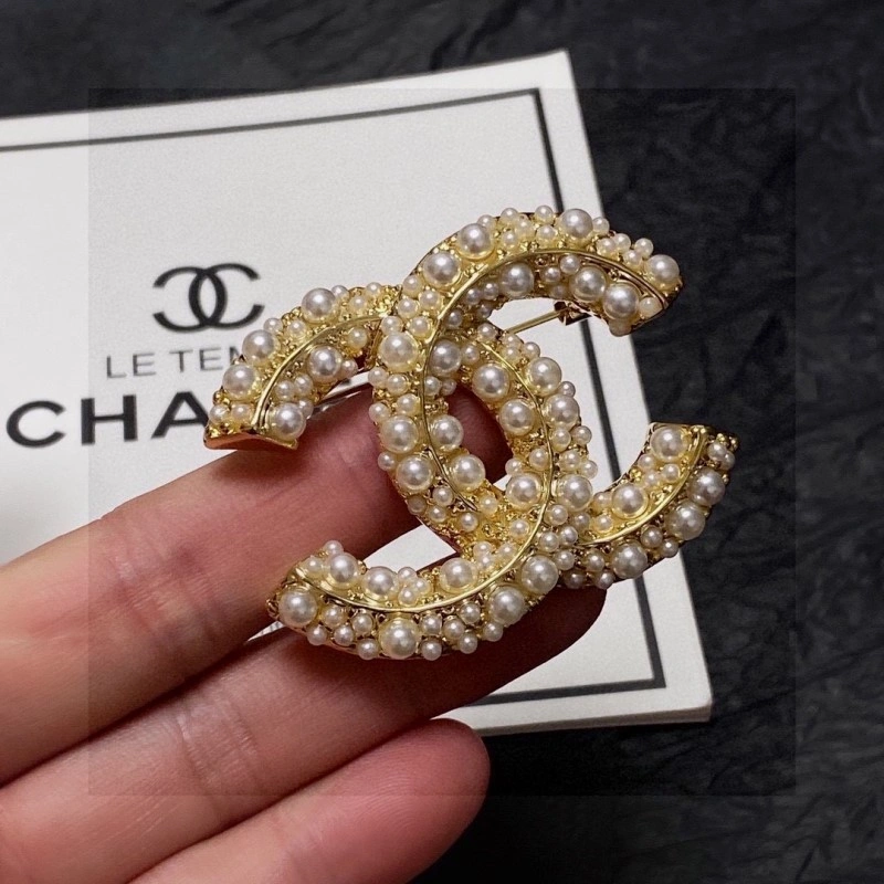 Chanel Brooches Trendy 220360