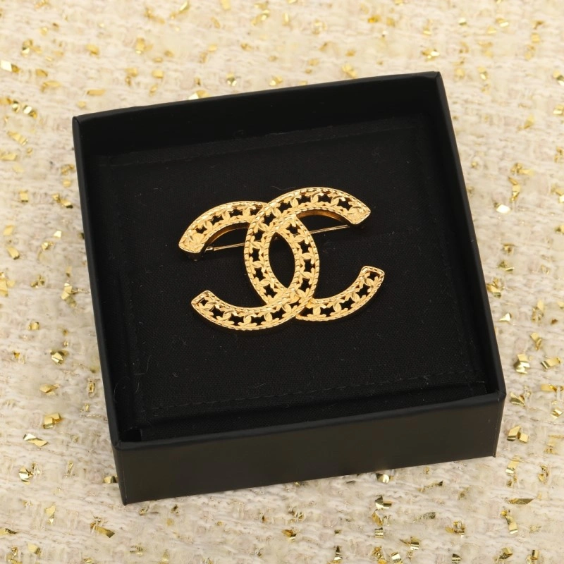 Chanel Brooches Refined 220372