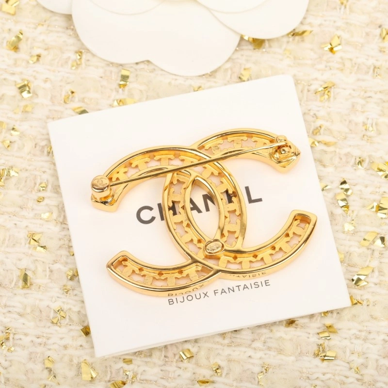Chanel Brooches Refined 220372
