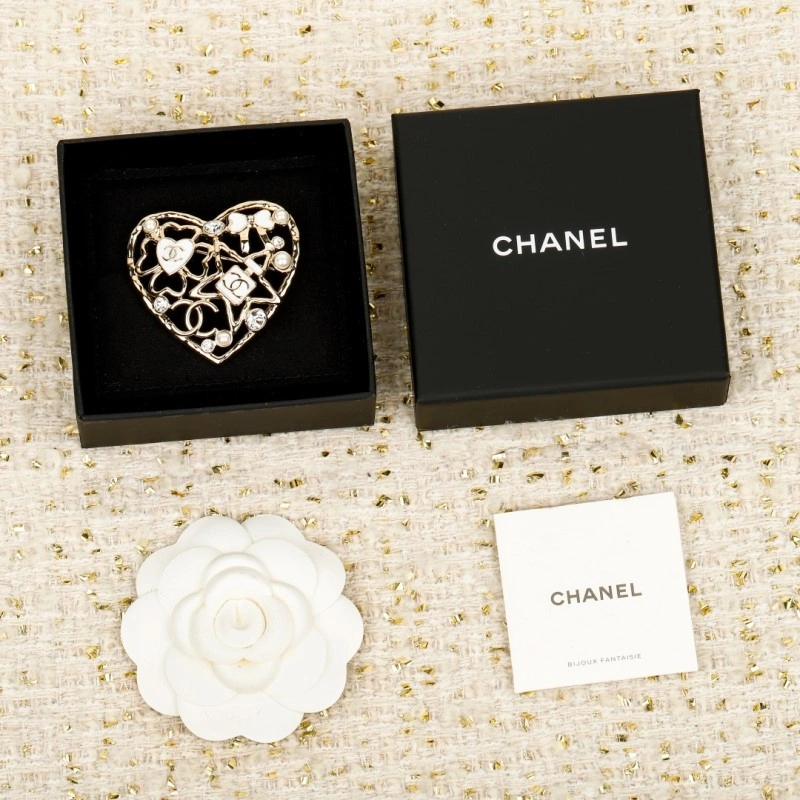 Chanel Brooches HighQuality 220361