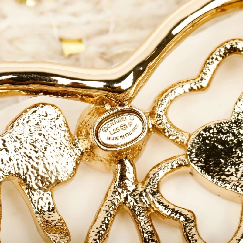 Chanel Brooches HighQuality 220361