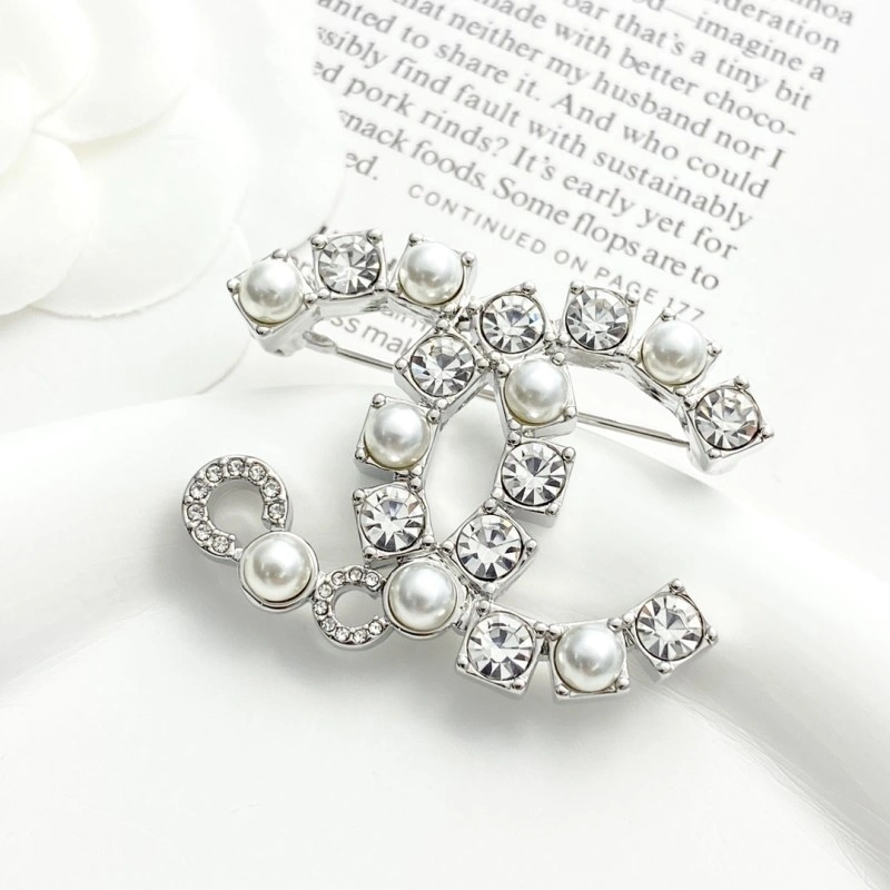Chanel Brooches TravelReady 220350