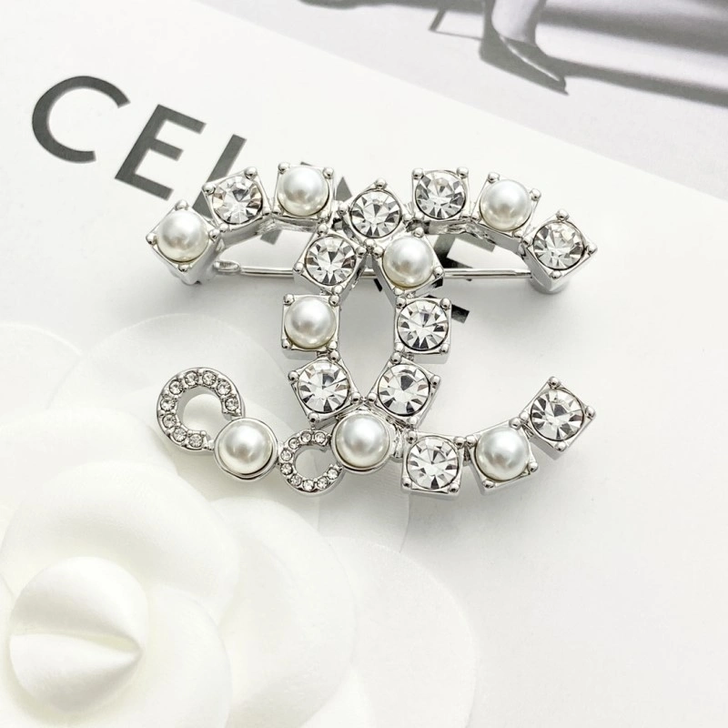 Chanel Brooches TravelReady 220350