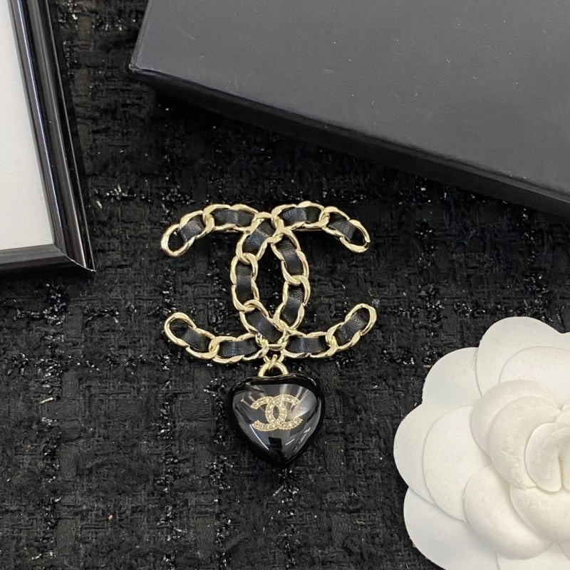 Trendsetting Chanel Brooches 220412
