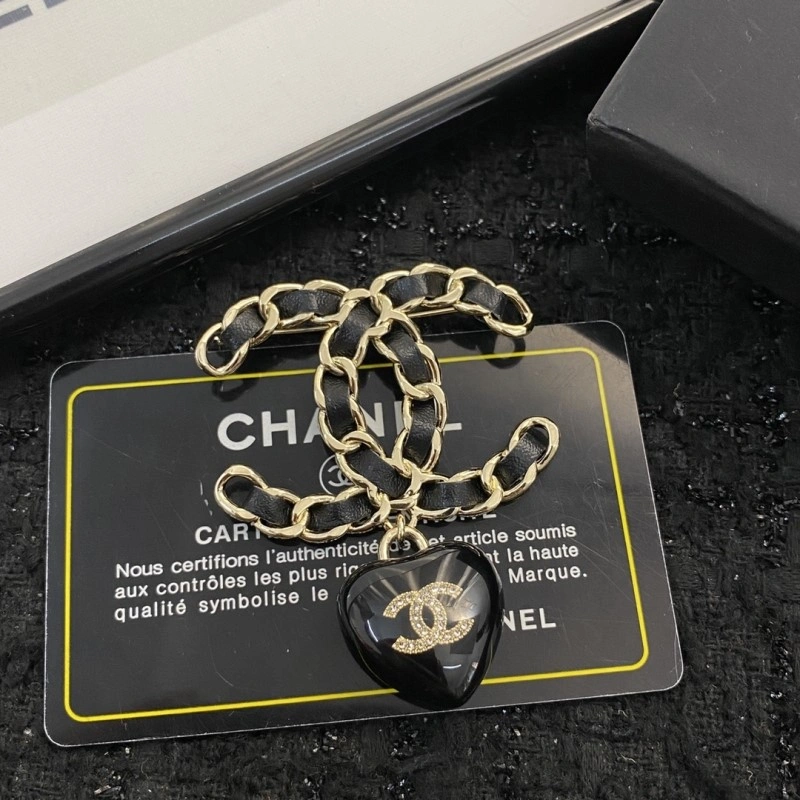 Trendsetting Chanel Brooches 220412