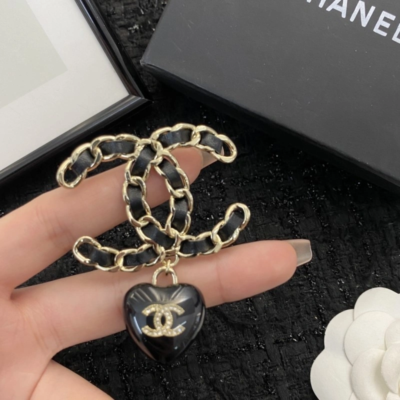 Trendsetting Chanel Brooches 220412