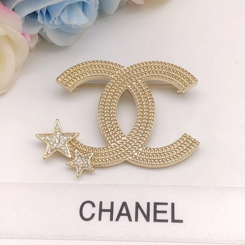 Chanel Brooches ZipUp 220345