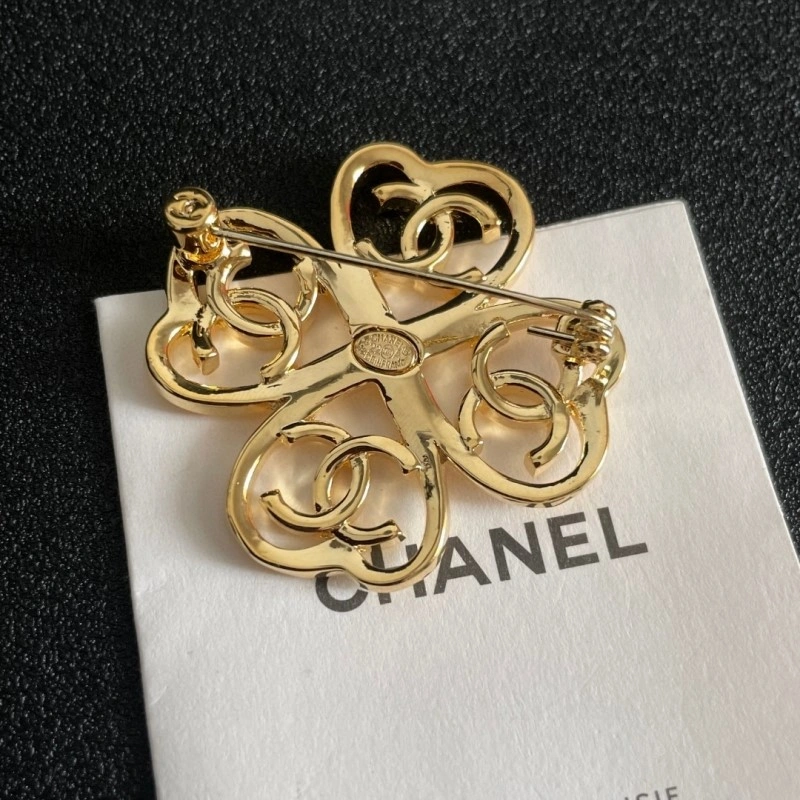 Chanel Brooches WrinkleFree 220331