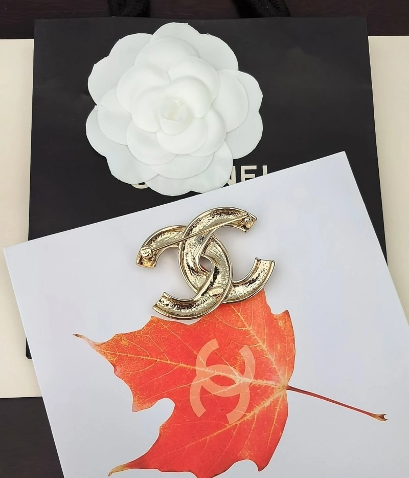 Chanel Brooches SoftTouch 220333