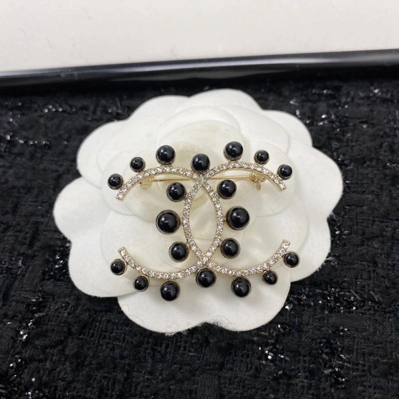 Chanel Brooches Breathable 220334