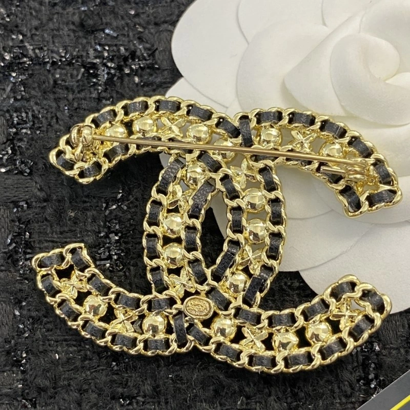 Chanel Brooches Compact 220336