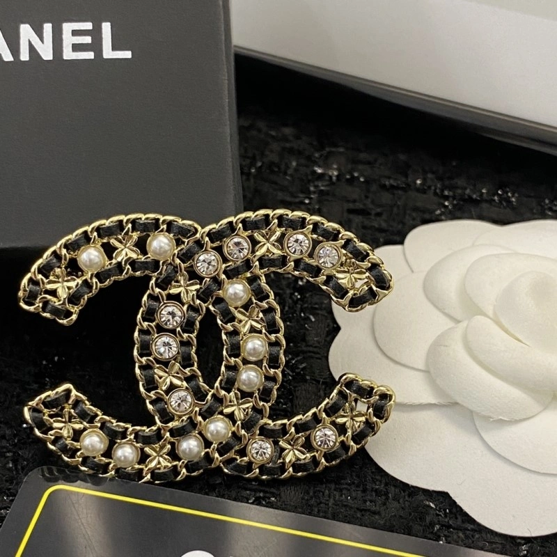 Chanel Brooches Compact 220336