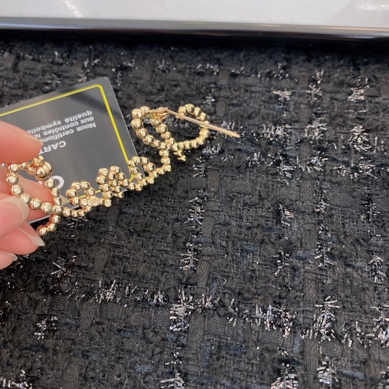 Chanel Brooches Cozy 220328