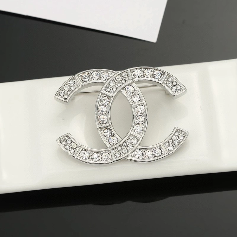 BestValue Chanel Brooches 220325