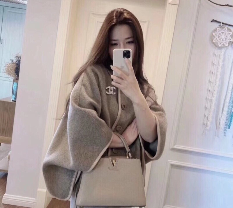 Chanel Brooches Stylish 220313