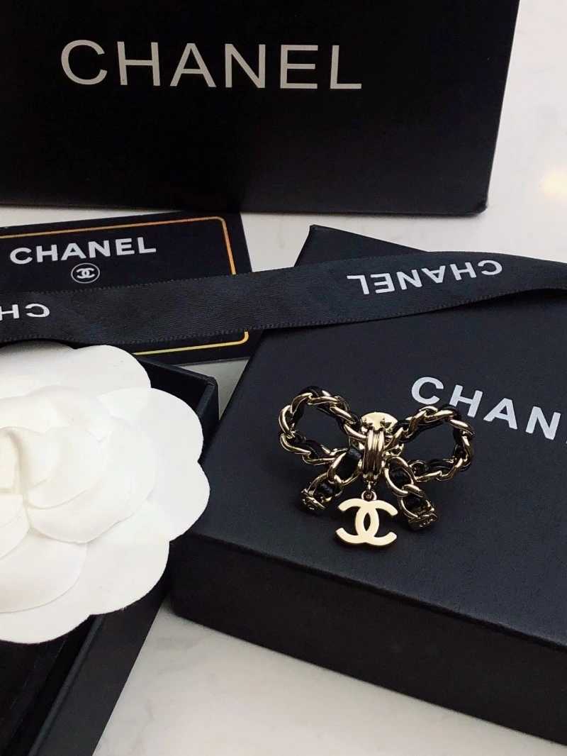 Chanel Brooches Seasonal 220339