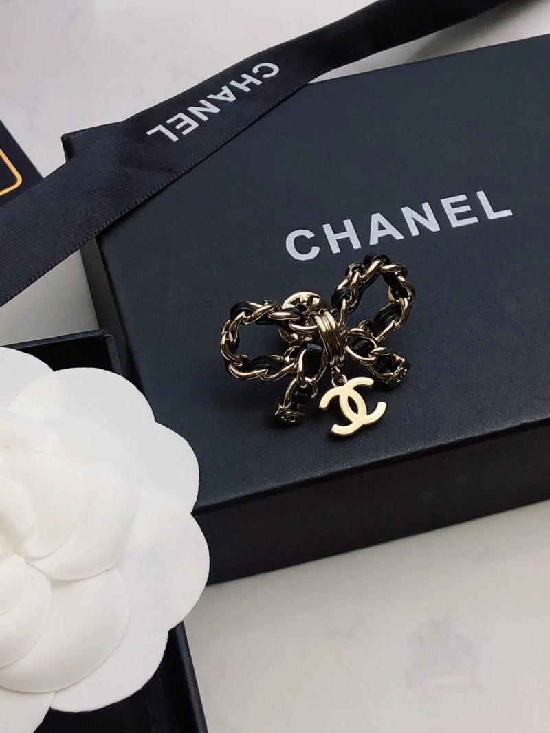 Chanel Brooches Seasonal 220339