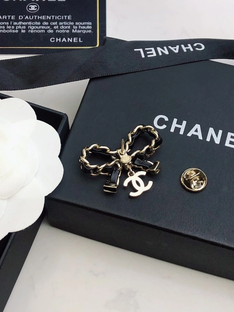 Chanel Brooches Seasonal 220339
