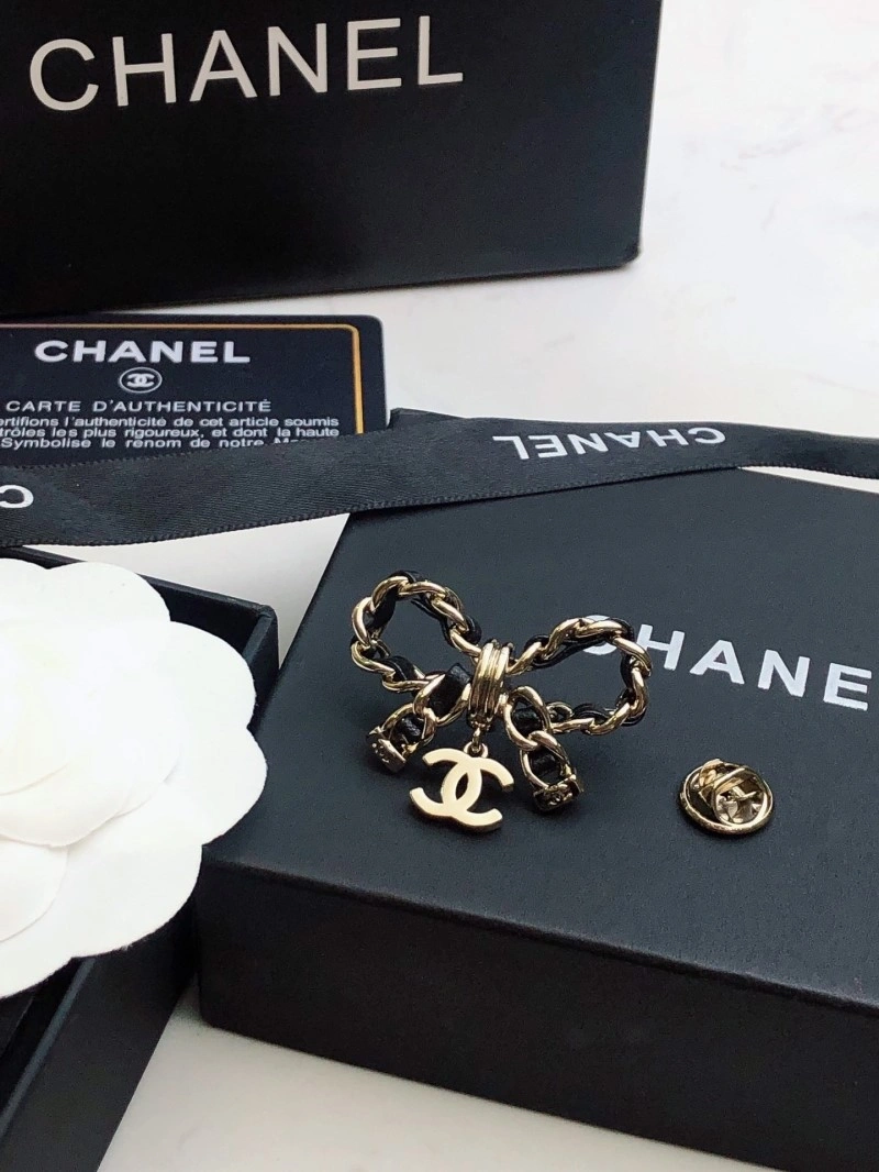 Chanel Brooches Seasonal 220339