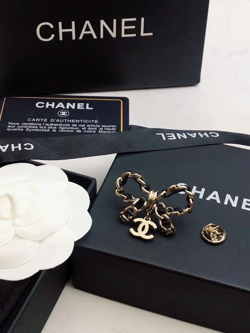 Chanel Brooches Seasonal 220339
