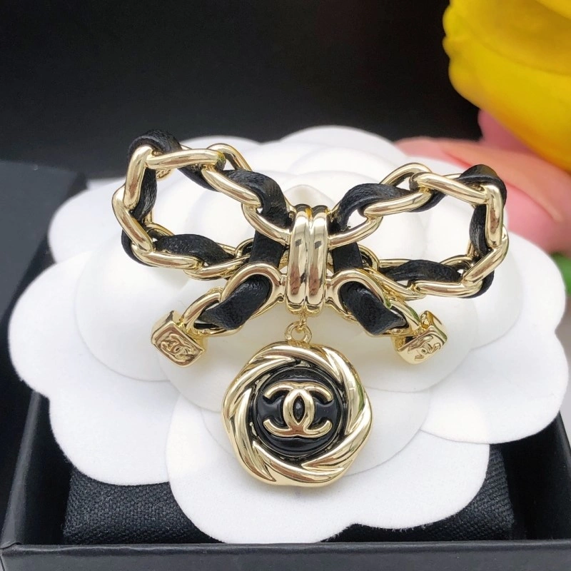 Chanel Brooches Attractive 220315