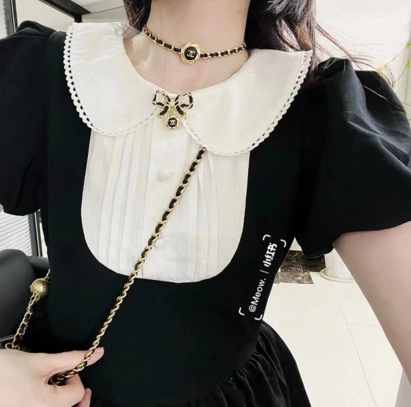 Chanel Brooches Attractive 220315