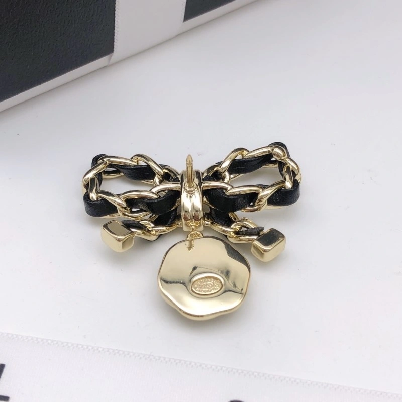 Chanel Brooches Attractive 220315