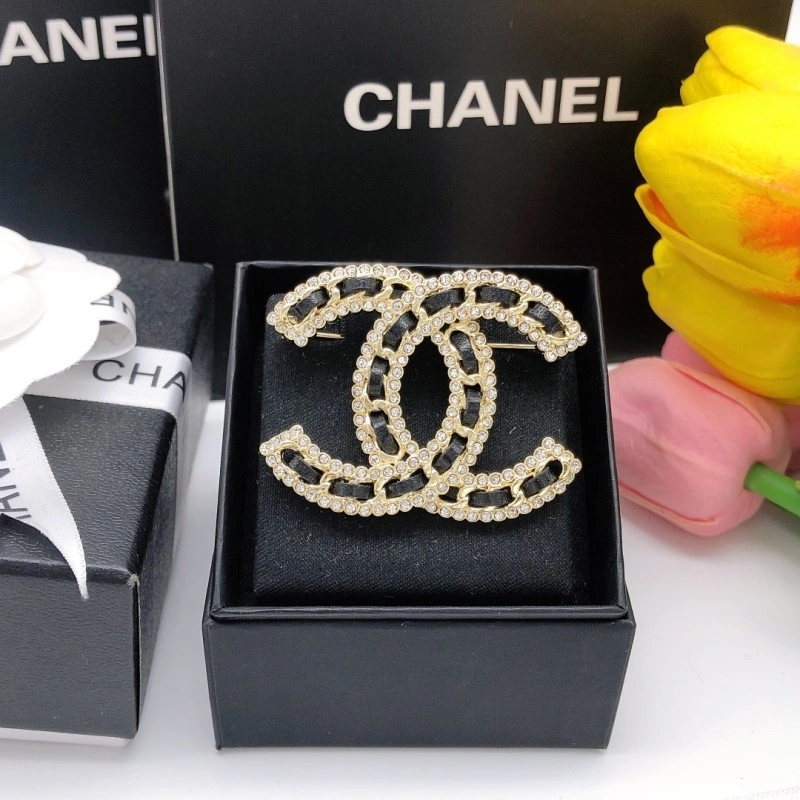 Chanel Brooches Soft 220332