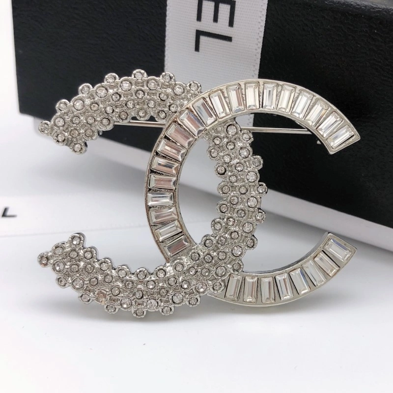 Flexible Chanel Brooches 220307