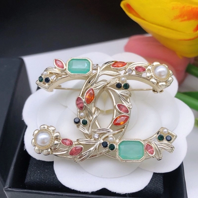 Colorful Chanel Brooches 220308