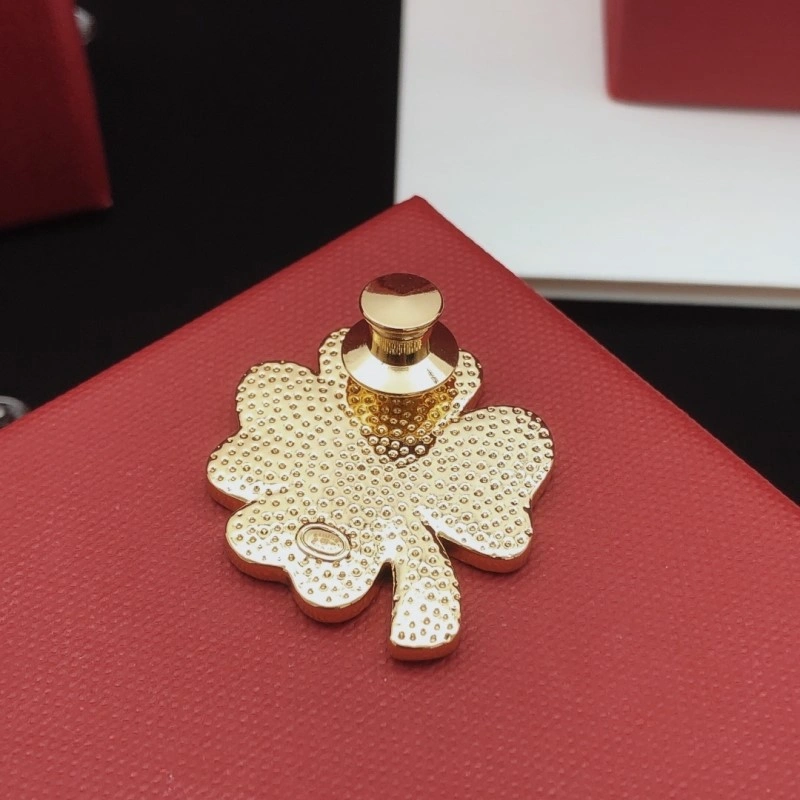 Chanel Brooches SoftTouch 220398