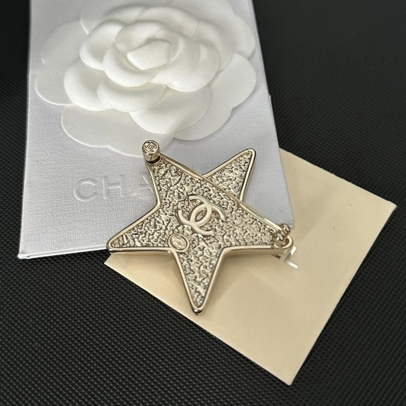 Chanel Brooches Resilient 220319