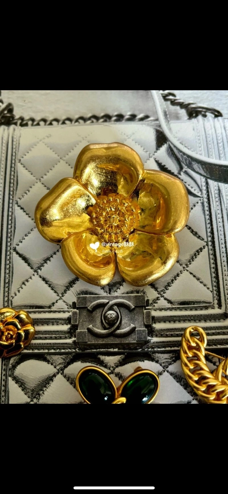 ZeroBulk Chanel Brooches 220298
